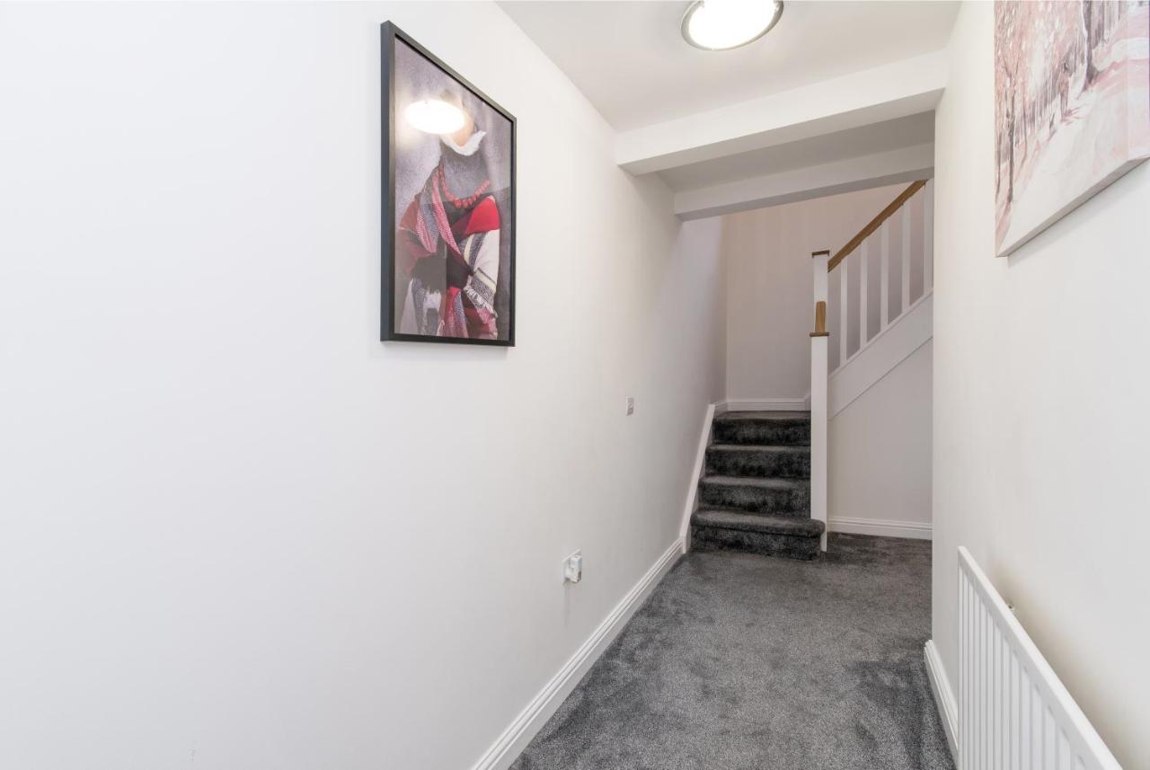 马特洛克Immaculate 3 Bed House - Stunning Balcony Views公寓 外观 照片