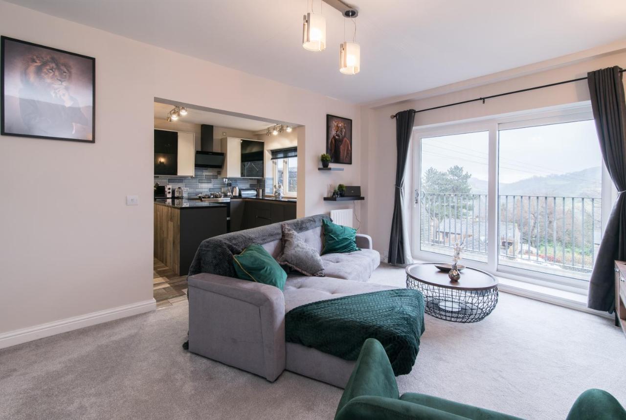 马特洛克Immaculate 3 Bed House - Stunning Balcony Views公寓 外观 照片